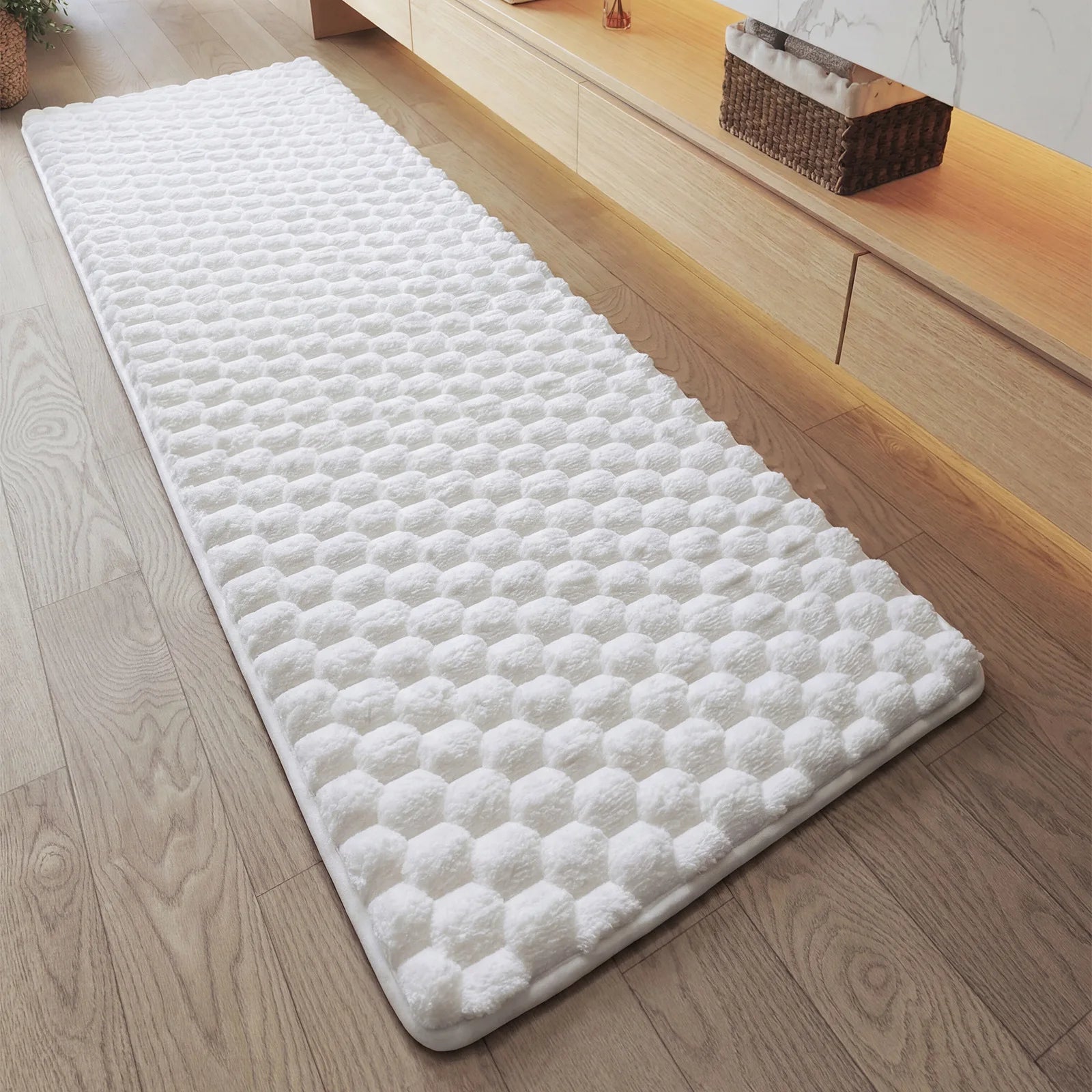 Long Solid Color Particle Velvet Memory Foam Bath Mat, Absorbent Quick Dry Non-Slip Bathroom Runner Rug for Shower